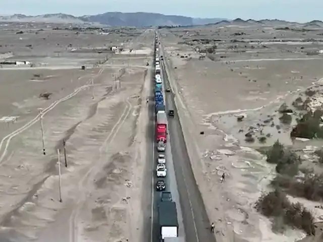 Huaico bloquea km 337 de la carretera Panamericana Sur: unos 5,000 vehículos están varados