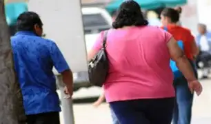 El 70% de adultos peruanos entre 30 y 59 años tiene obesidad y sobrepeso