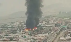 Ancón: un niño murió y más de 20 viviendas fueron reducidas a cenizas por voraz incendio