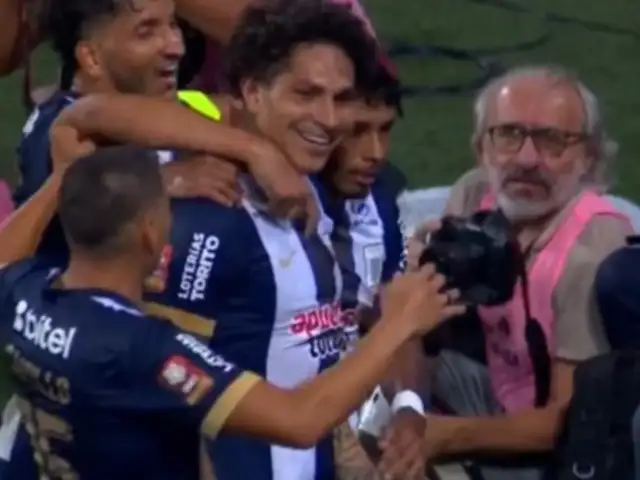 Paolo Guerrero marca el empate para Alianza Lima tras error defensivo de Sporting Cristal