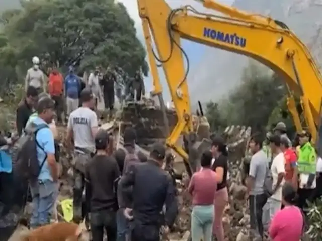 Tragedia en Yauyos: tres personas mueren sepultadas tras caída de huaico