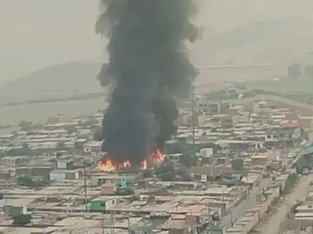 Ancón: incendio consume varias casas del asentamiento humano Cachuy