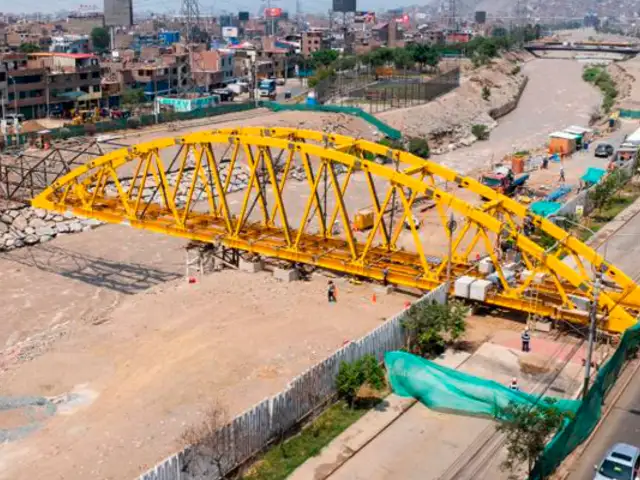 Puente Bethania fue clausurado ayer por Emape, pero los propios vecinos hoy lo reabren