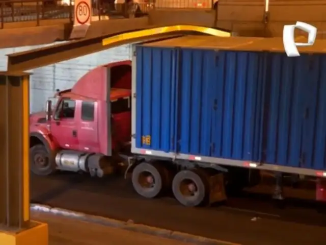 Emape reporta cinco accidentes en puente La Unión desde 2023: vecinos exigen mayor señalización